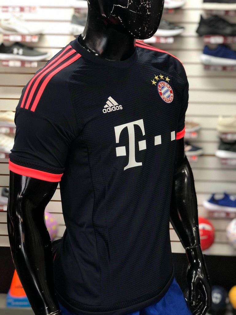 Bayern Munich Football Shirt Jersey Camiseta Soccer 2015 2016 Home