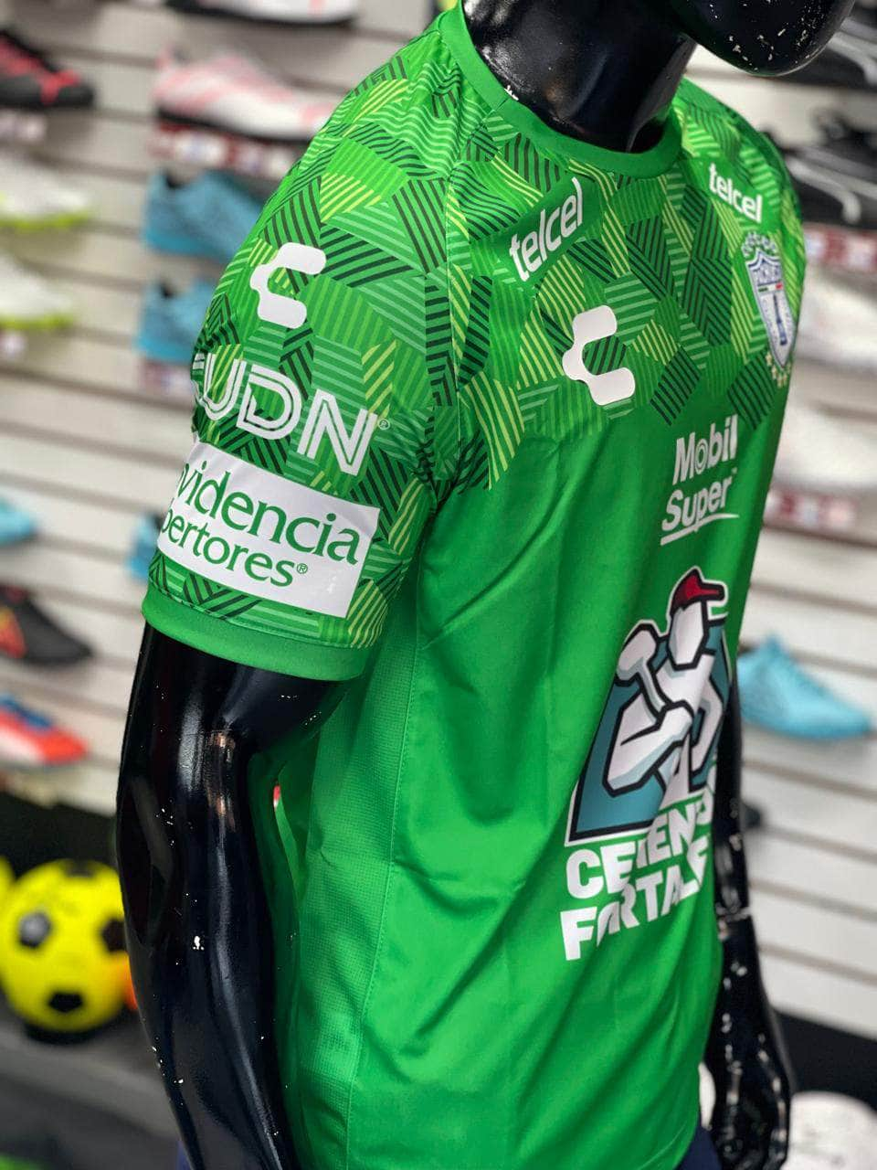 CHARLY JERSEY L Jersey Charly Pachuca Portero 20/21 Caballero 50188674300104 5018674 0