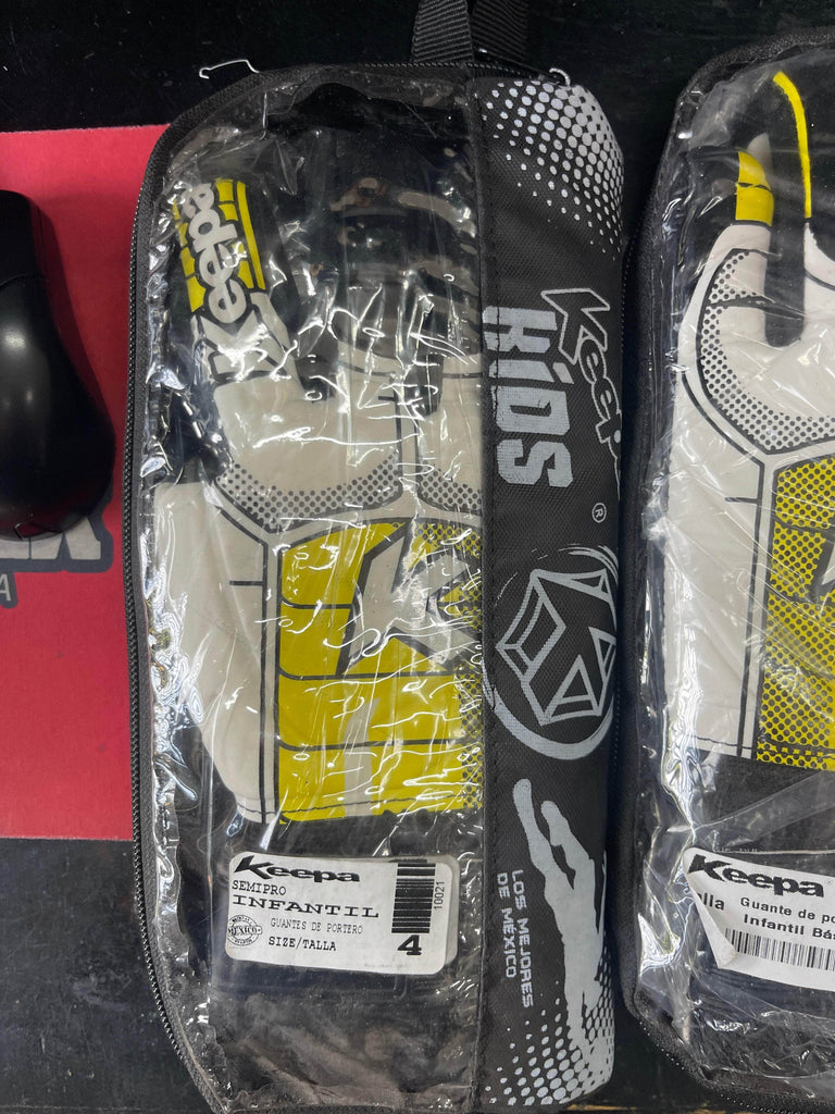 Keepa Guantes de portero Guantes Keepa Saiyajin Semiprofresional Vegeta Guantes Keepa Saiyajin Semiprofresional Vegeta