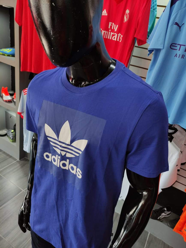 Playera negra online adidas