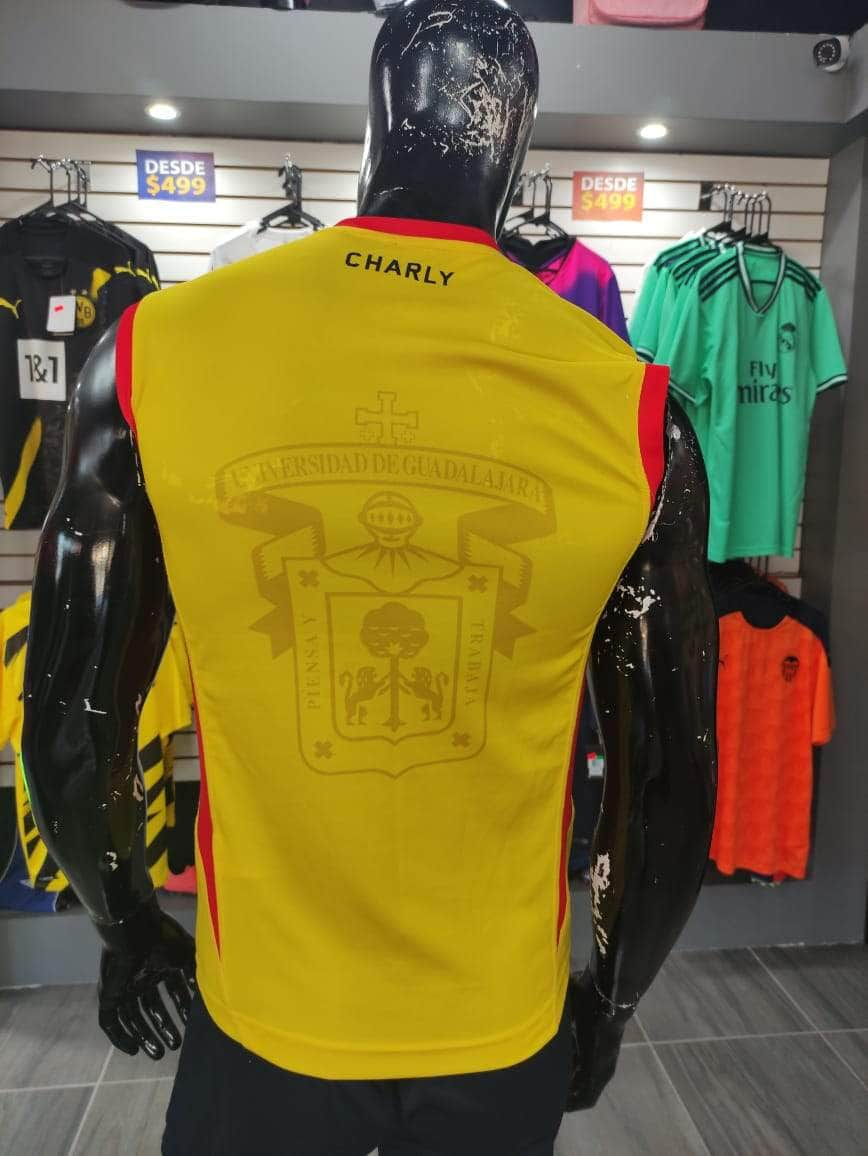 Charly Tank Tank Leones Negros UDG Amarillo