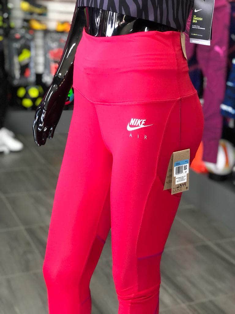 Leggings deportivos con diseño colour block rosa y negro de Puma  Ropa  deportiva mujer nike, Outfits deportivos mujer, Ropa para gimnasio